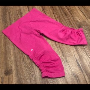 SOLD! Lululemon In The Flow Pink Crop Leggings